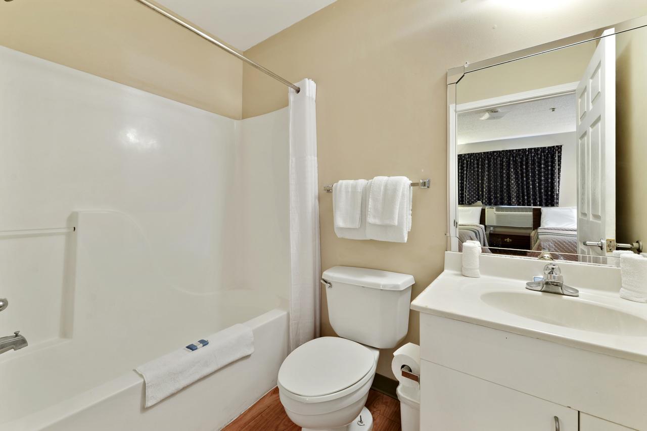 Siegel Select Gautier Motel Екстериор снимка