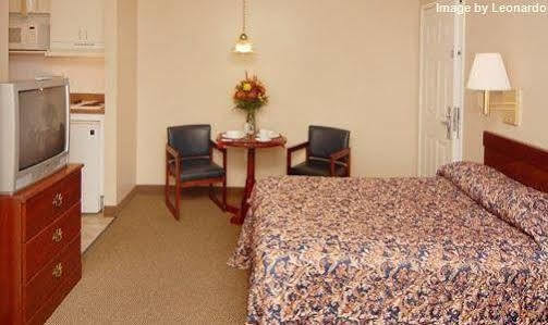 Siegel Select Gautier Motel Екстериор снимка